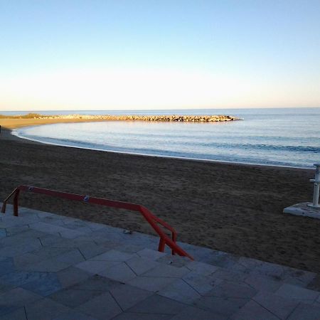 Vinarós Apartamento Estudio Linea De Playa מראה חיצוני תמונה