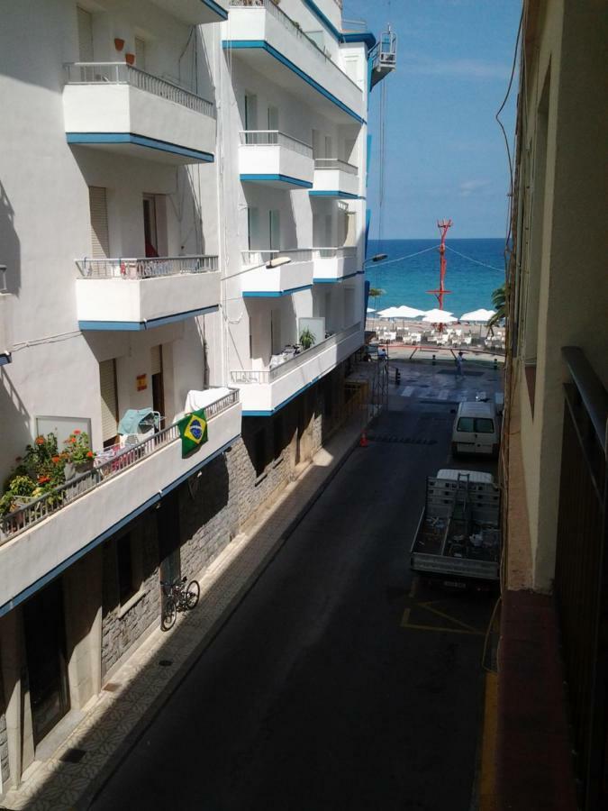 Vinarós Apartamento Estudio Linea De Playa מראה חיצוני תמונה