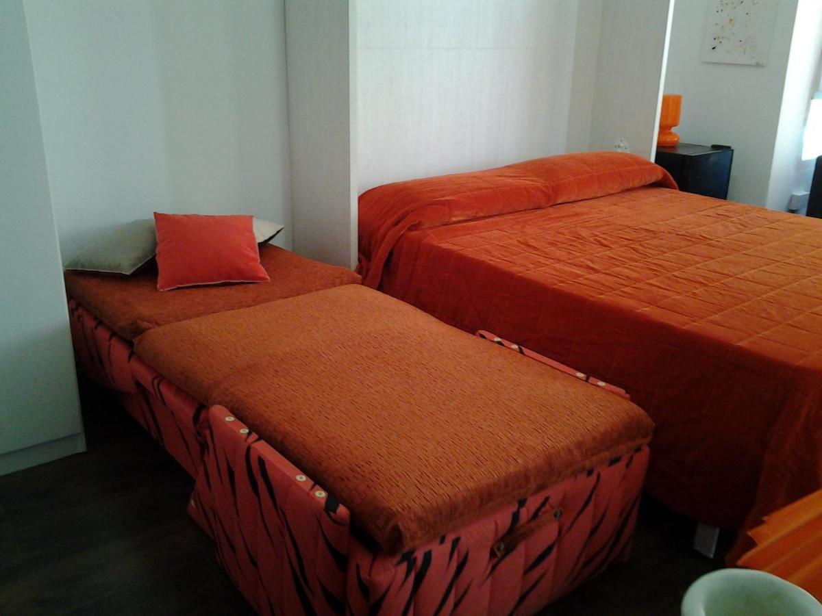 Vinarós Apartamento Estudio Linea De Playa מראה חיצוני תמונה